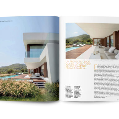 "A house oriented towards landscape " Our residential project Panoramic House has been published in CASA VIVA's magazine number 287.