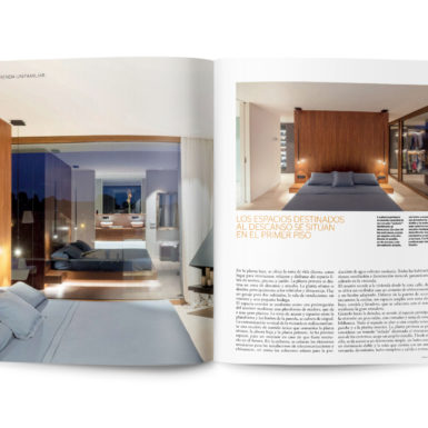 "A house oriented towards landscape " Our residential project Panoramic House has been published in CASA VIVA's magazine number 287.