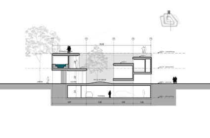 En pleno parque natural de Catalunya, se sitúa una parcela a modo de gran mirador con una vivienda unifamiliar.