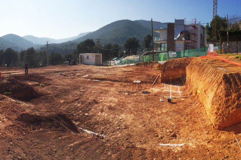 First building stage of  the single family house # 1510 by ON-A in Gavà, starting now with the excavation process.