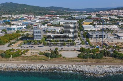 This unique building, promoted by Sorigue, is the second project ON-A develops with the promoter in the Rengle sector of Mataró.